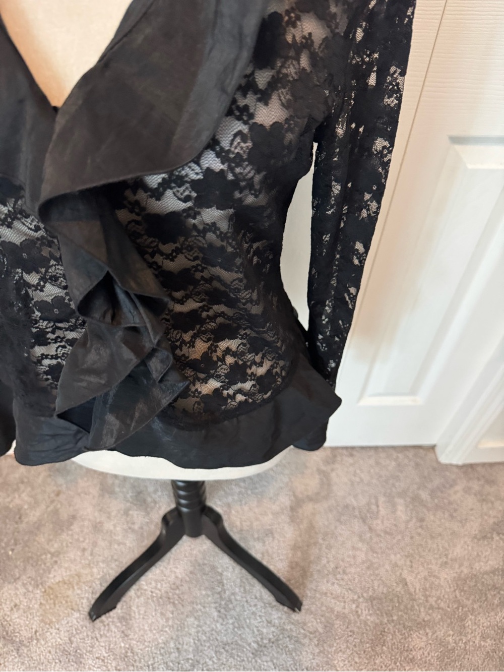 Joseph Ribkoff size 8 Lace top with Satin Ruffle Accents - Picture 5 of 16